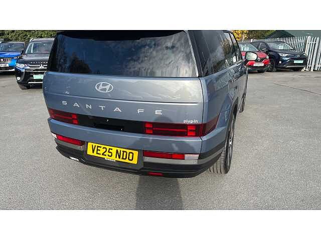 Hyundai SANTA FE SANTA FE 1.6 TGDi Plug-in Hybrid Premium 5dr 4WD Auto BLUE