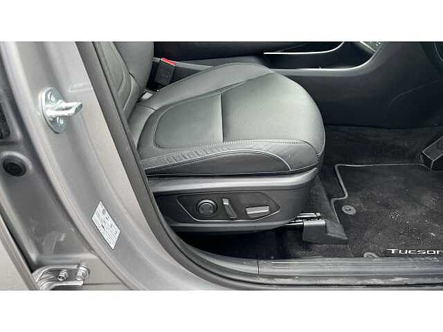 Hyundai TUCSON TUCSON 1.6T Hybrid Ultimate 5dr Auto SILVER