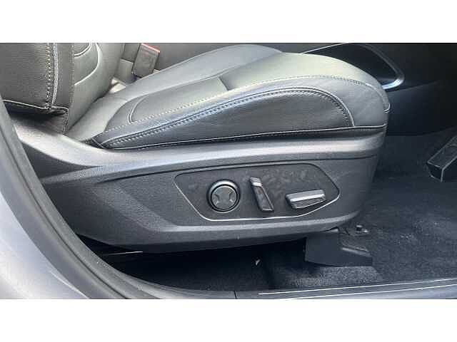 Hyundai TUCSON TUCSON 1.6 TGDi Hybrid 230 Ultimate 5dr 2WD Auto SILVER