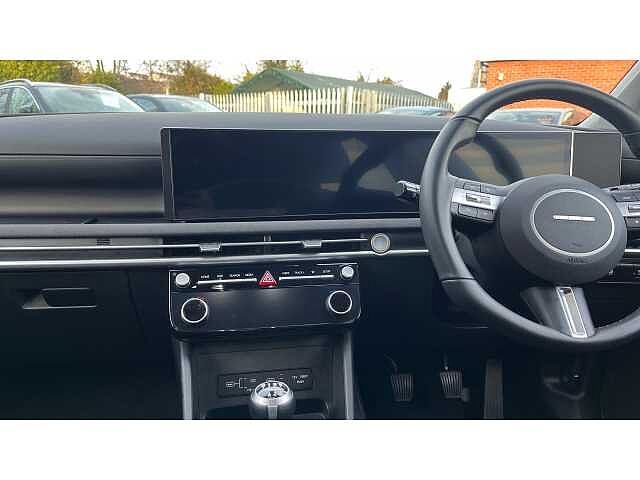 Hyundai TUCSON TUCSON 1.6T Advance 5dr Engine Red