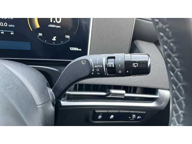 Hyundai TUCSON TUCSON 1.6T Advance 5dr Engine Red