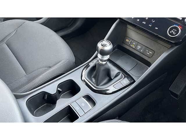 Hyundai TUCSON TUCSON 1.6T Advance 5dr Engine Red