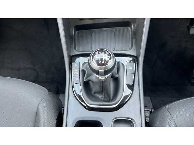 Hyundai TUCSON TUCSON 1.6T Advance 5dr Engine Red