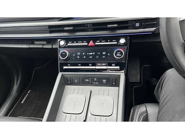 Hyundai Santa Fe SANTA FE 1.6 TGDi Hybrid Calligraphy 5dr 4WD Auto
