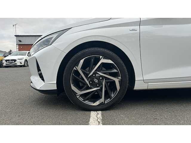 Hyundai I20 I20 1.0T GDi 48V MHD Premium 5dr WHITE