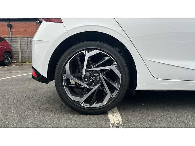 Hyundai I20 I20 1.0T GDi 48V MHD Premium 5dr WHITE