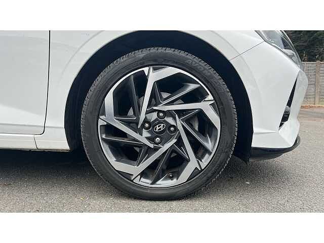 Hyundai I20 I20 1.0T GDi 48V MHD Premium 5dr WHITE