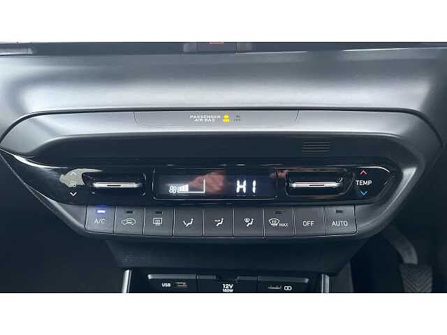 Hyundai I20 I20 1.0T GDi 48V MHD Premium 5dr WHITE