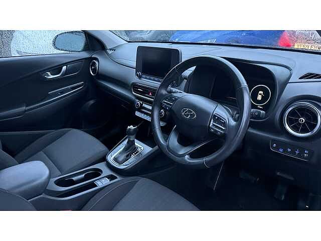 Hyundai KONA KONA 1.6 GDi Hybrid SE Connect 5dr DCT Phantom Black P