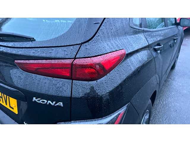 Hyundai KONA KONA 1.6 GDi Hybrid SE Connect 5dr DCT Phantom Black P