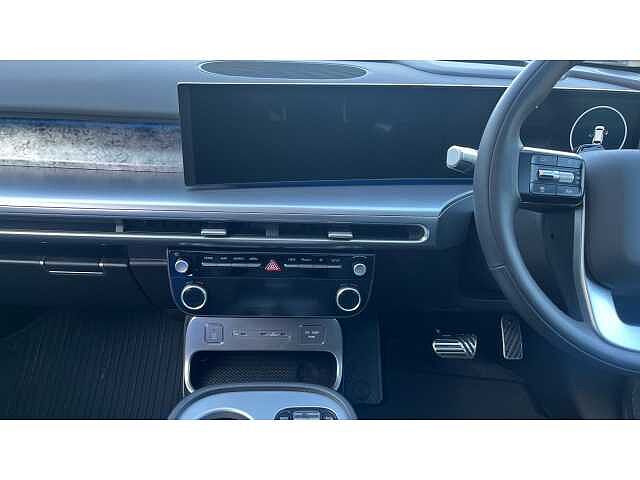 Hyundai IONIQ 9 Ioniq# 9 SUV 226kW Calligraphy 110kWh AW Celadon Grey