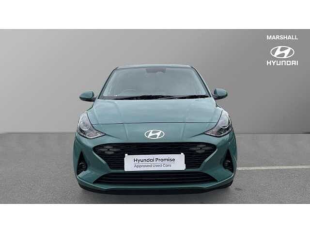 Hyundai I10 i10 5Dr HAT 1.2 MPi 79ps Premium NAV AU Mangrove Green