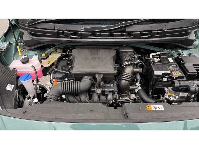 Hyundai I10 i10 5Dr HAT 1.2 MPi 79ps Premium NAV AU Mangrove Green