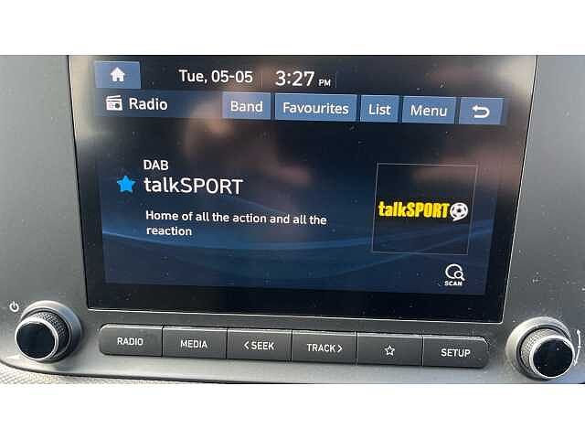 Hyundai KONA KONA 1.6 GDi Hybrid SE Connect 5dr DCT Atlas White