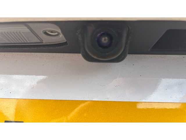 Hyundai KONA KONA 1.6 GDi Hybrid SE Connect 5dr DCT Atlas White