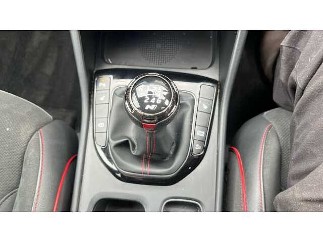Hyundai TUCSON TUCSON 1.6 TGDi N Line 5dr 2WD Atlas White