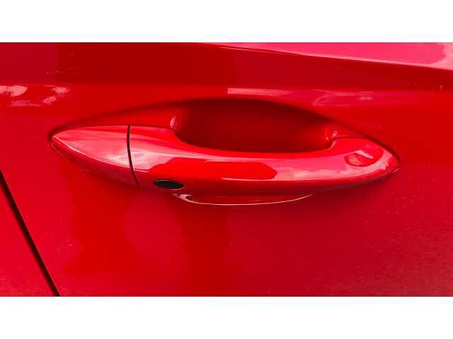 Hyundai TUCSON TUCSON 1.6 TGDi Hybrid 230 N Line S 5dr 2WD Auto Engine Red