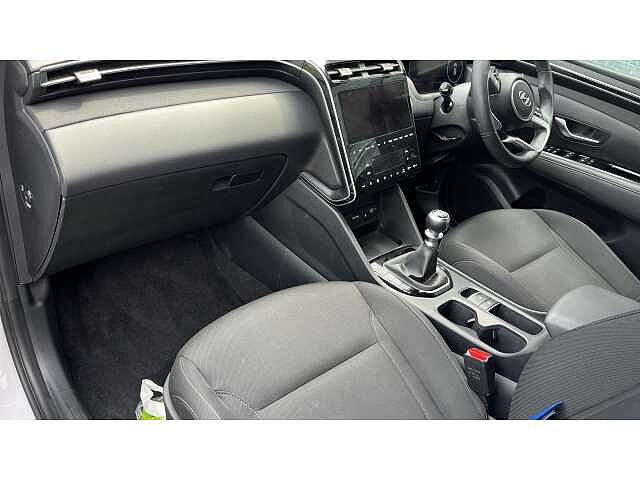 Hyundai TUCSON TUCSON 1.6 TGDi Premium 5dr 2WD Atlas White