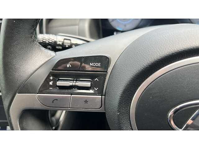Hyundai TUCSON TUCSON 1.6 TGDi Premium 5dr 2WD Atlas White