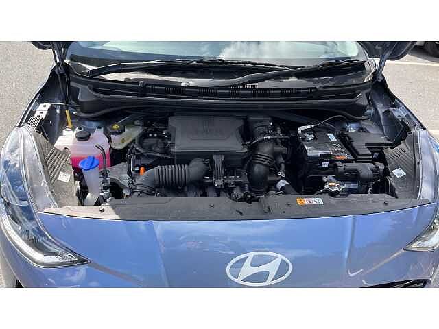 Hyundai i10 i10 5Dr HAT 1.2 MPi 79ps Premium NAV AU