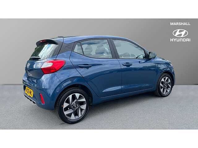 Hyundai i10 i10 5Dr HAT 1.0 MPi 63ps Advance NAV AU