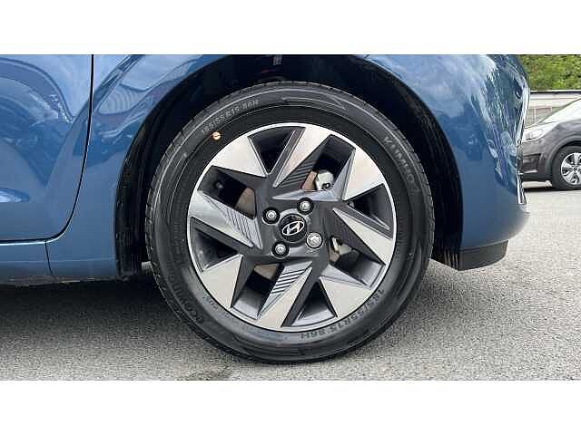 Hyundai i10 i10 5Dr HAT 1.0 MPi 63ps Advance NAV AU