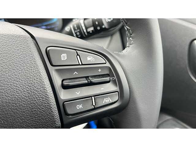 Hyundai i10 i10 5Dr HAT 1.0 MPi 63ps Advance NAV AU