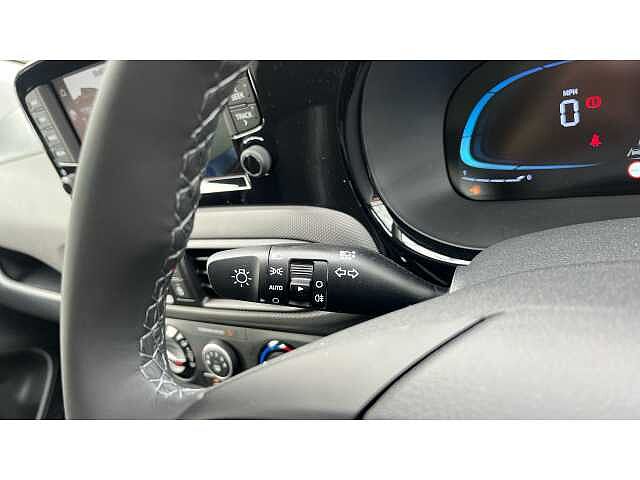 Hyundai i10 i10 5Dr HAT 1.0 MPi 63ps Advance NAV AU