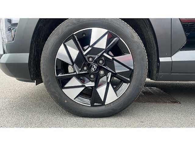 Hyundai KONA KONA 1.6 GDi Hybrid Advance 5dr DCT Abyss Black