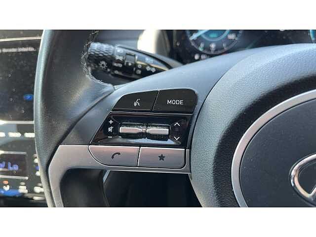Hyundai TUCSON TUCSON 1.6 TGDi 48V MHD SE Connect 5dr 2WD DCT Red