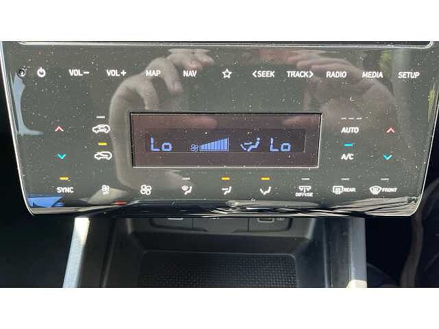 Hyundai TUCSON TUCSON 1.6 TGDi 48V MHD SE Connect 5dr 2WD DCT Red