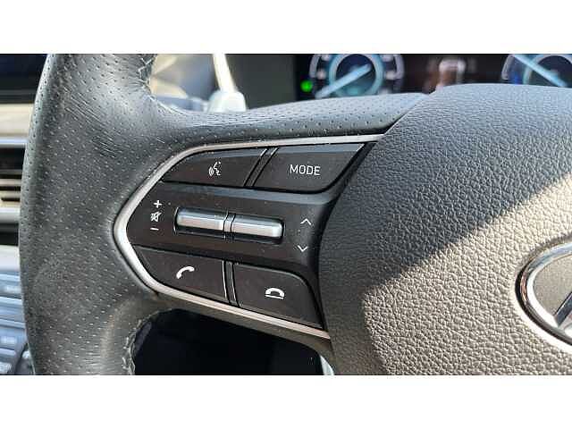 Hyundai Santa Fe SANTA FE 1.6 TGDi Hybrid Ultimate 5dr 4WD Auto
