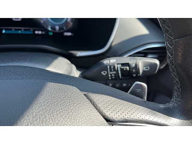 Hyundai Santa Fe SANTA FE 1.6 TGDi Hybrid Ultimate 5dr 4WD Auto