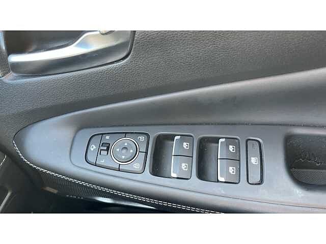 Hyundai Santa Fe SANTA FE 1.6 TGDi Hybrid Ultimate 5dr 4WD Auto
