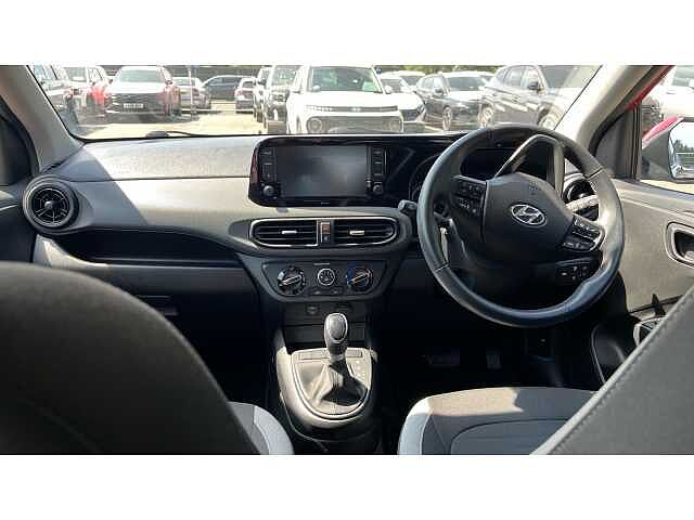 Hyundai I10 I10 1.0 MPi SE Connect 5dr Auto Red