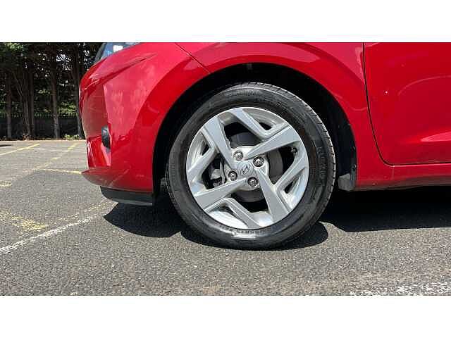 Hyundai I10 I10 1.0 MPi SE Connect 5dr Auto Red