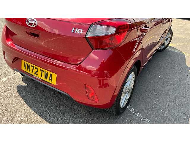 Hyundai I10 I10 1.0 MPi SE Connect 5dr Auto Red