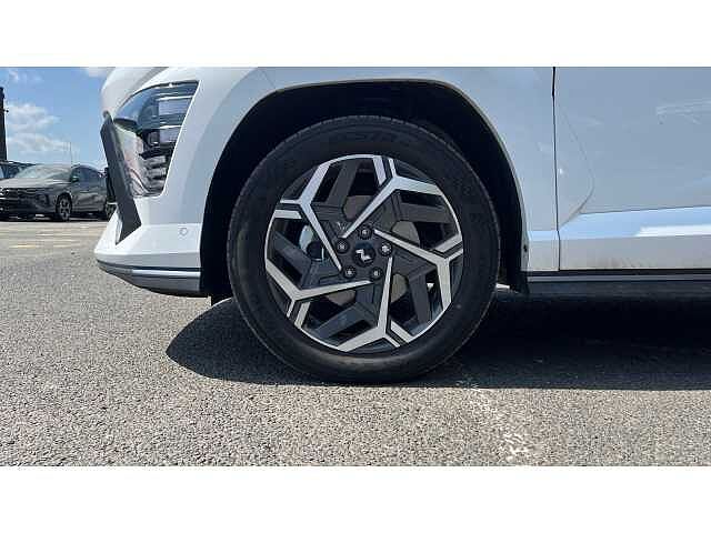 Hyundai KONA KONA 1.6 Hybrid 138 N Line S 5dr DCT Atlas White