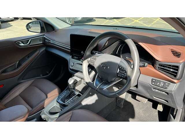 Hyundai Ioniq IONIQ 1.6 GDi Hybrid Premium SE 5dr DCT