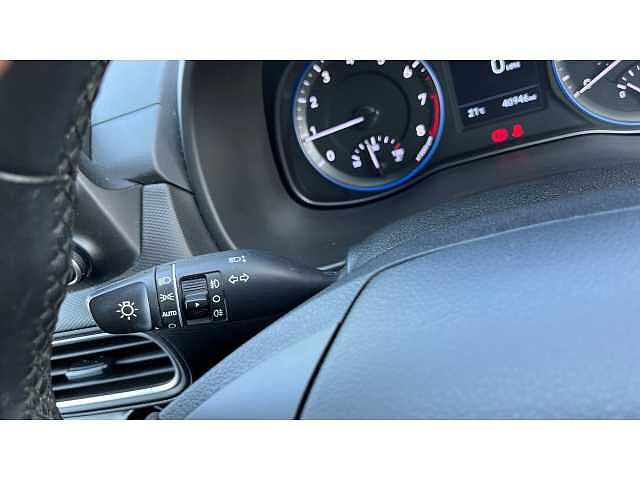 Hyundai Kona KONA 1.0T GDi Blue Drive Premium SE 5dr