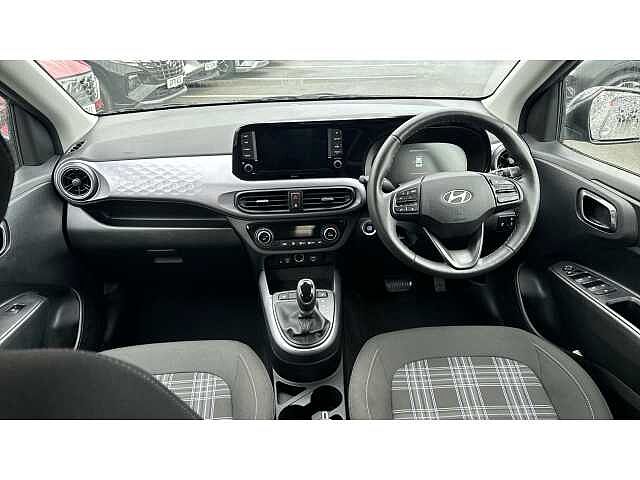 Hyundai i10 I10 1.2 [79] Premium 5dr Auto [Nav]