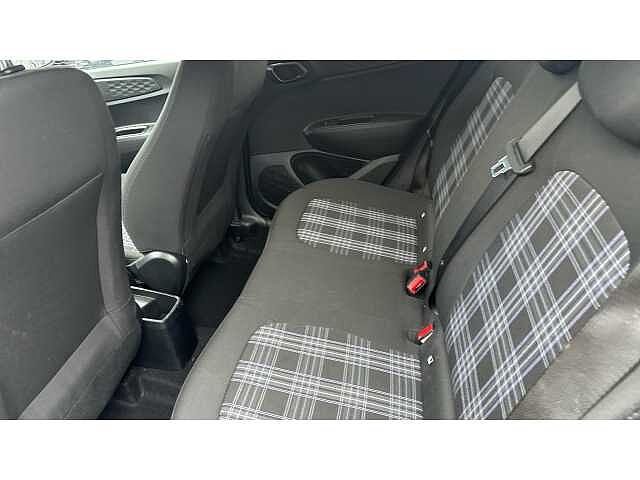 Hyundai i10 I10 1.2 [79] Premium 5dr Auto [Nav]