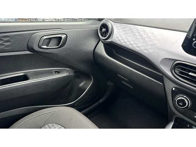Hyundai i10 I10 1.2 [79] Premium 5dr Auto [Nav]