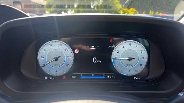 Hyundai Bayon HAT 1.0 T-gdi 48V Mhev 100 Premium