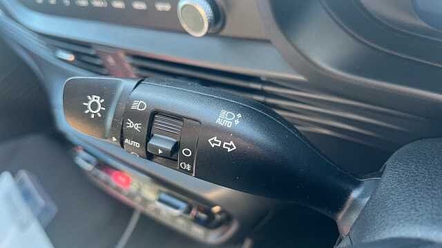 Hyundai Bayon HAT 1.0 T-gdi 48V Mhev 100 Premium