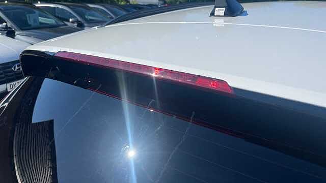 Hyundai Bayon HAT 1.0 T-gdi 48V Mhev 100 Premium