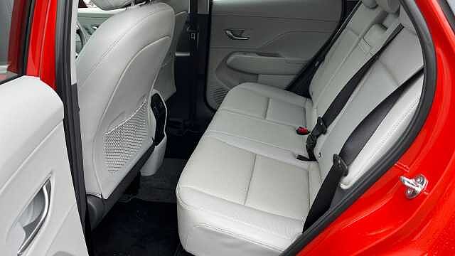 Hyundai KONA Kona 5Dr HAT 1.6T 141 HBD Ultm L/Pk 6DCT Orange