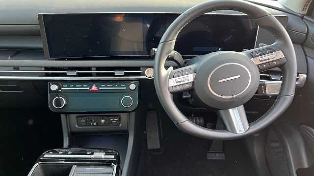 Hyundai TUCSON Tucson 1.6T Hybrid 215ps Ultimate AU Atlas White