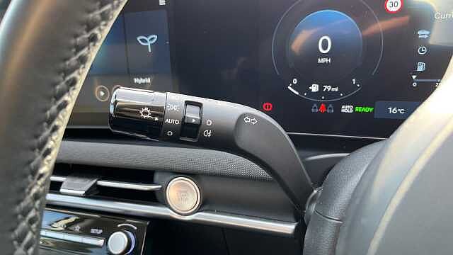 Hyundai TUCSON Tucson 1.6T Hybrid 215ps Ultimate AU Atlas White