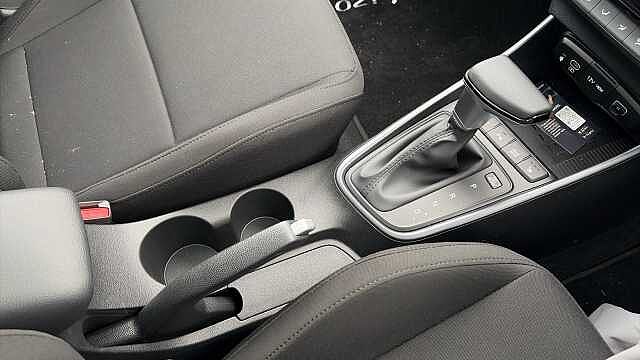 Hyundai I20 i20 5Dr HAT 1.0 T-gdi 100ps Ultimate DCT Meta Blue